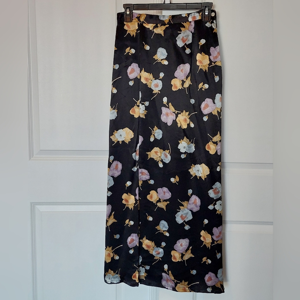 VTG Compagnie Internationale Express Marque Deposee Black Floral Maxi Skirt 7/8
